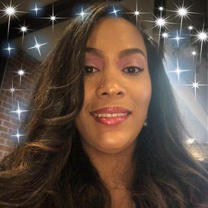 Meet your Posher, Sharita